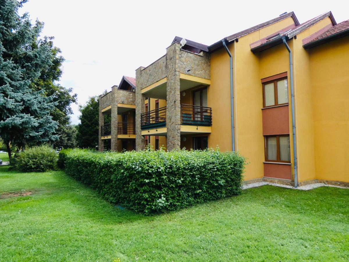 Fortuna Golf Apartman Bük Exteriör bild